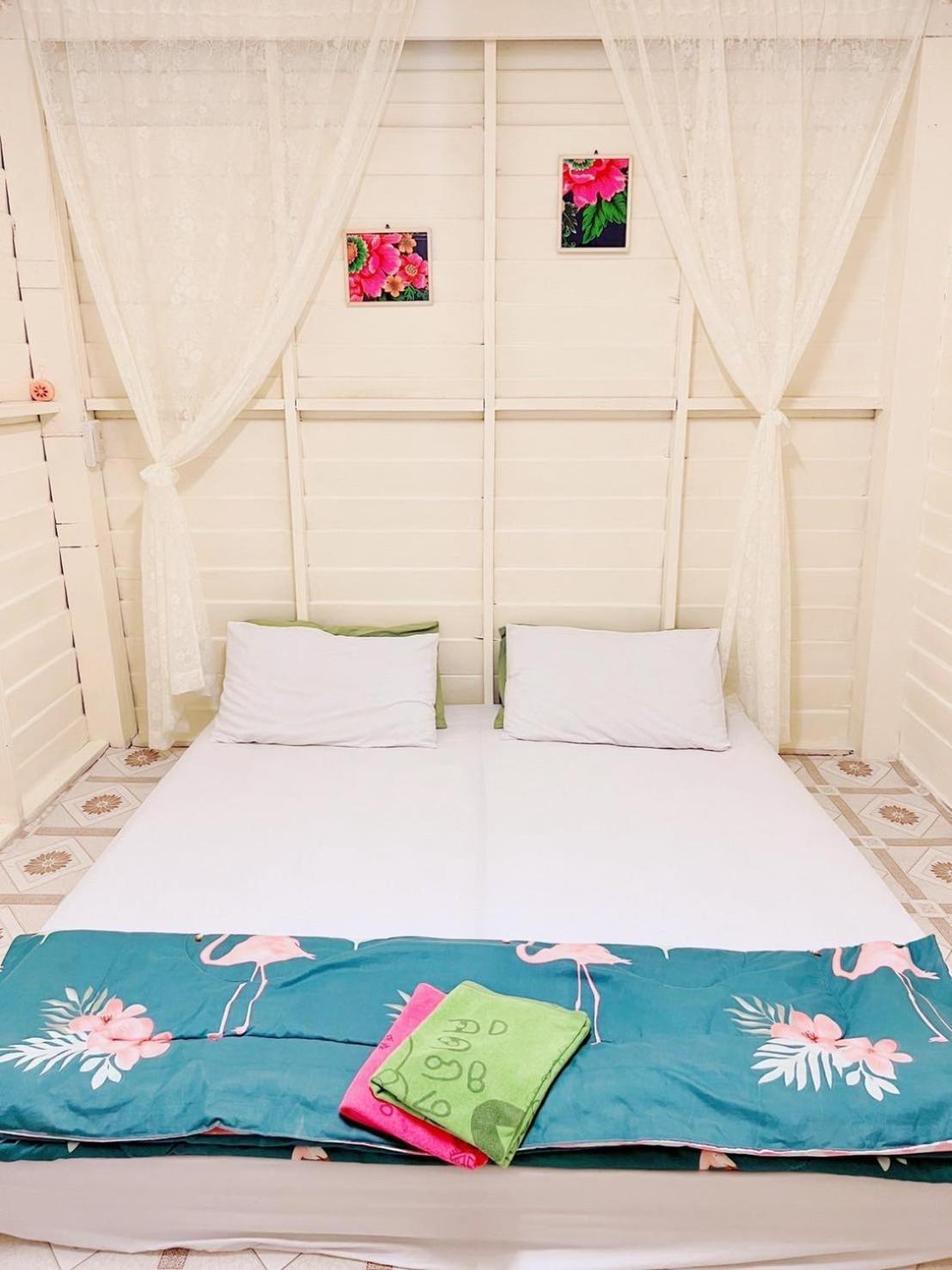 Baanklong Amphawa Homestay Екстер'єр фото