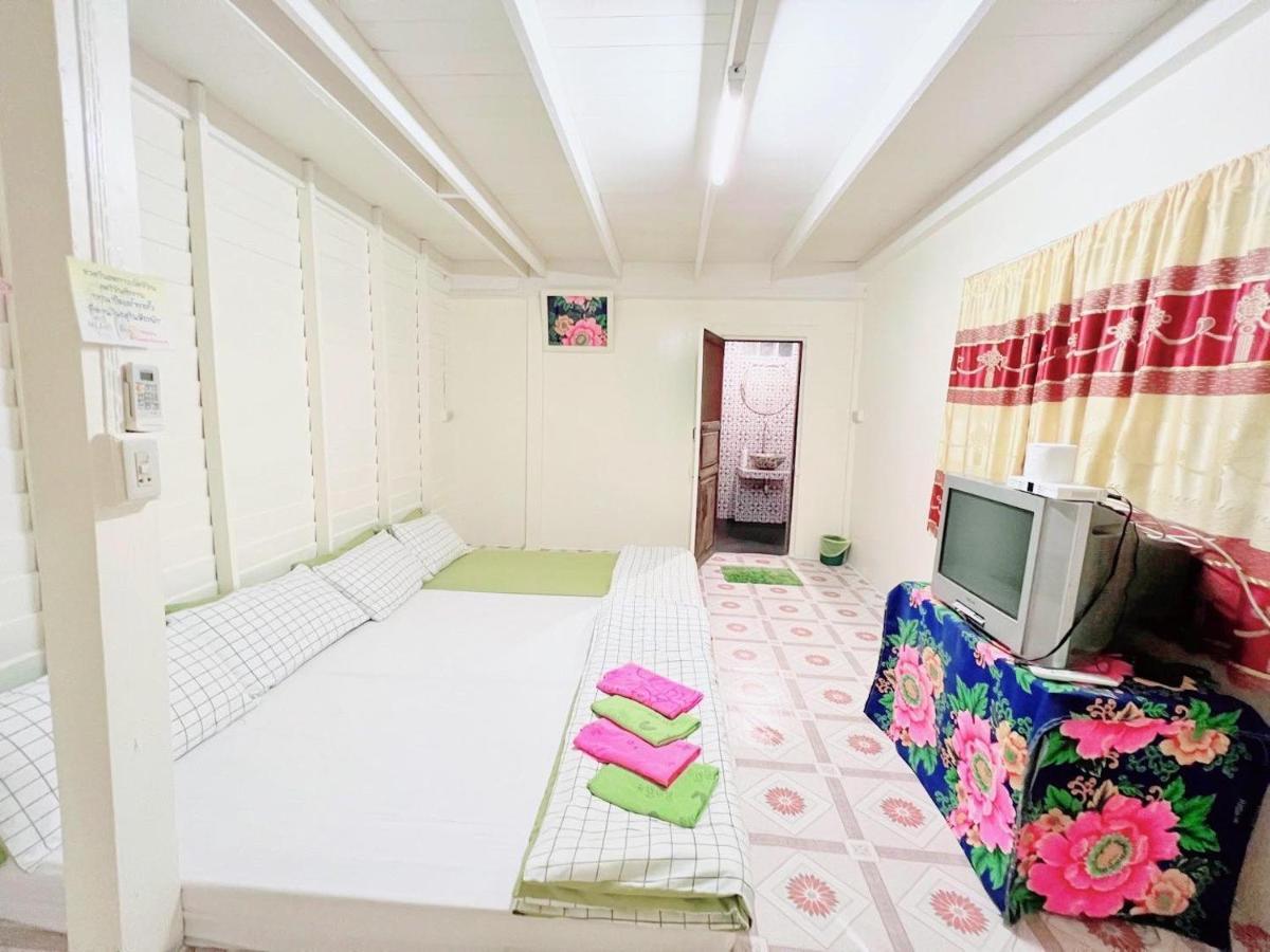Baanklong Amphawa Homestay Екстер'єр фото